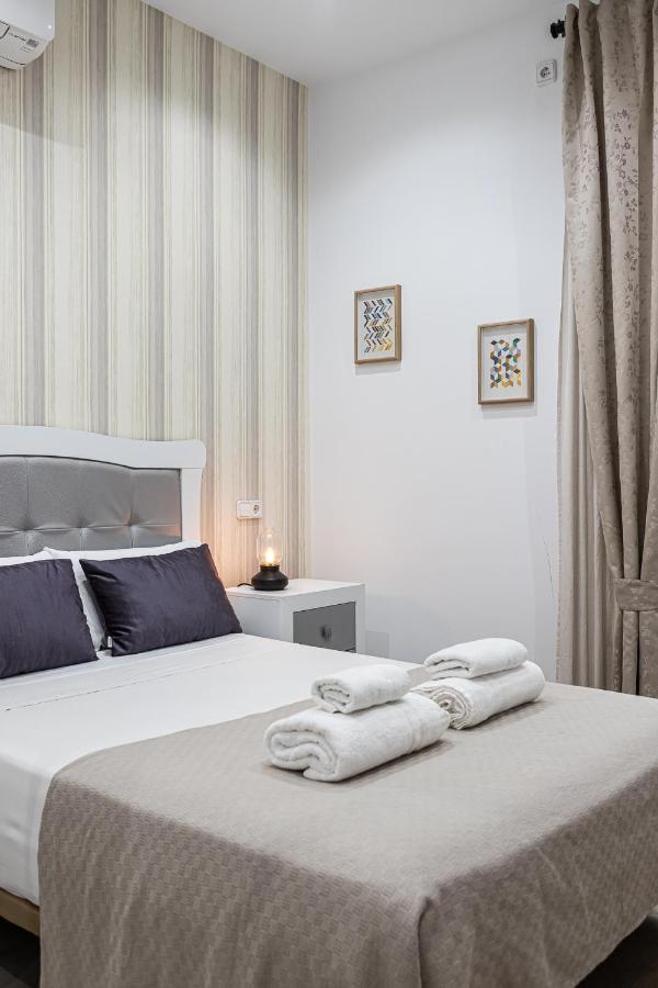 Waou Apartamentos En Sol Confort 9 Madrid Exterior photo